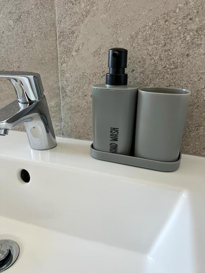 הרמנוס Waterfront Studio Apartment No 5 מראה חיצוני תמונה